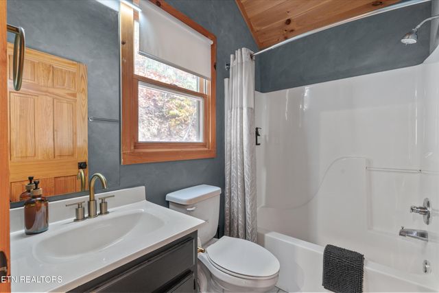 3898 Millers Ridge Way, Sevierville, TN 37862