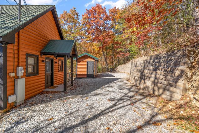 3898 Millers Ridge Way, Sevierville, TN 37862