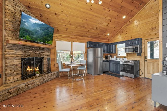 3898 Millers Ridge Way, Sevierville, TN 37862