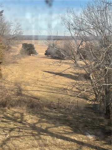 2569 Valley Road, Fulton, KS 66738