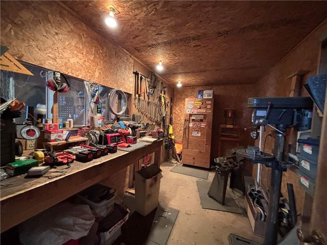 2569 Valley Road, Fulton, KS 66738