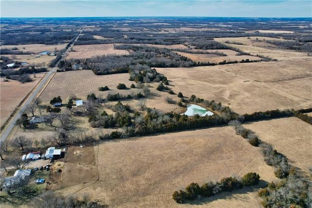 2569 Valley Road, Fulton, KS 66738