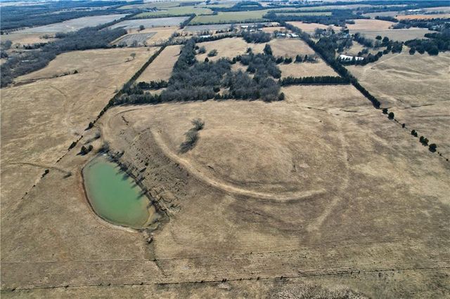 2569 Valley Road, Fulton, KS 66738