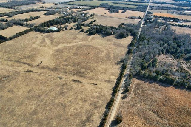 2569 Valley Road, Fulton, KS 66738