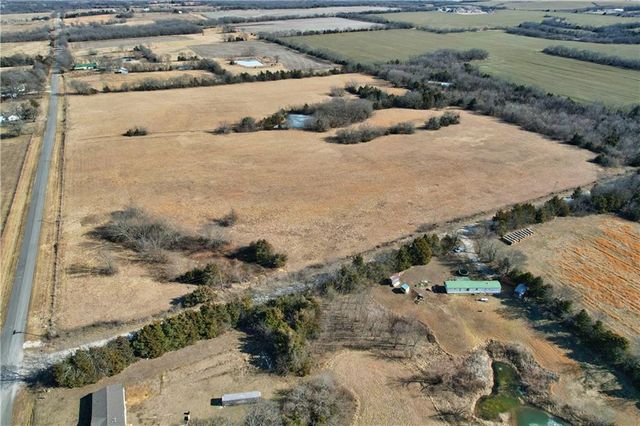 2569 Valley Road, Fulton, KS 66738