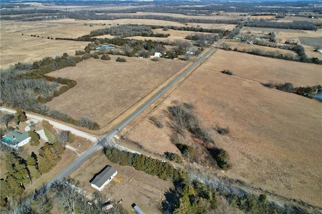 2569 Valley Road, Fulton, KS 66738