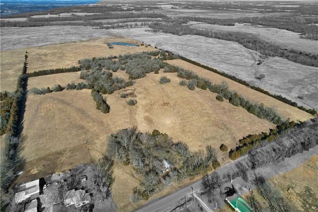 2569 Valley Road, Fulton, KS 66738