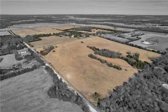 2569 Valley Road, Fulton, KS 66738