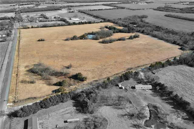 2569 Valley Road, Fulton, KS 66738