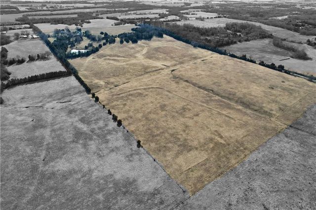 2569 Valley Road, Fulton, KS 66738