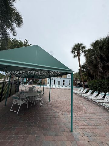 1445 Atlantic Shores Blvd 206, Hallandale Beach, FL 33009