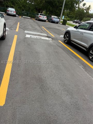 1445 Atlantic Shores Blvd 206, Hallandale Beach, FL 33009
