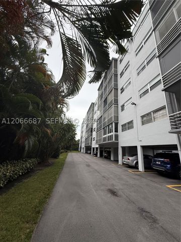 1445 Atlantic Shores Blvd 206, Hallandale Beach, FL 33009