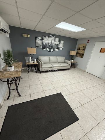 1445 Atlantic Shores Blvd 206, Hallandale Beach, FL 33009