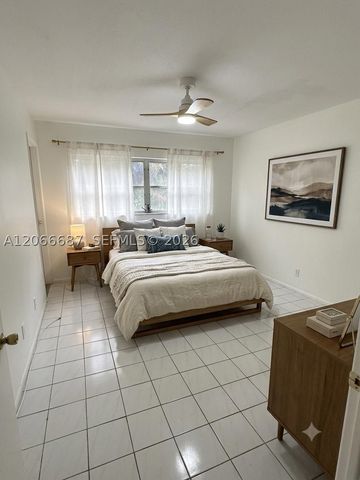 1445 Atlantic Shores Blvd 206, Hallandale Beach, FL 33009