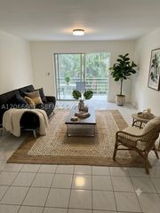 1445 Atlantic Shores Blvd 206, Hallandale Beach, FL 33009