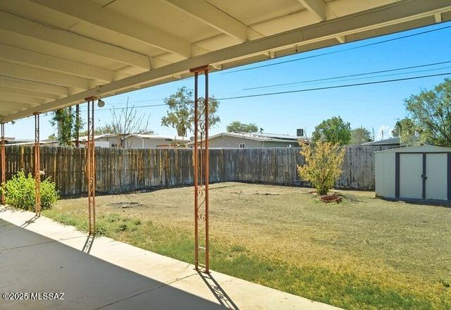 2120 E 33rd Street, Tucson, AZ 85713
