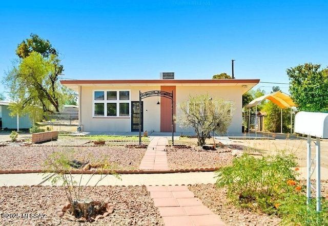 2120 E 33rd Street, Tucson, AZ 85713
