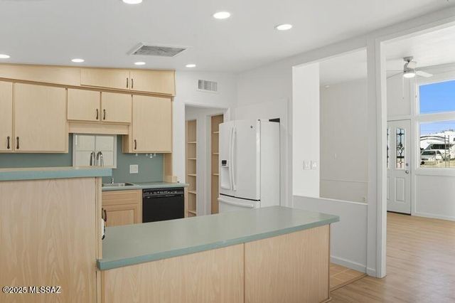 2120 E 33rd Street, Tucson, AZ 85713