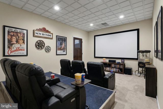 602 WILLOW GREEN, Lititz, PA 17543