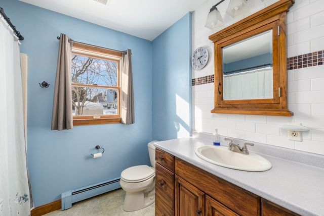 45 Obannon Pl, Swansea, MA 02777