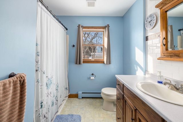 45 Obannon Pl, Swansea, MA 02777