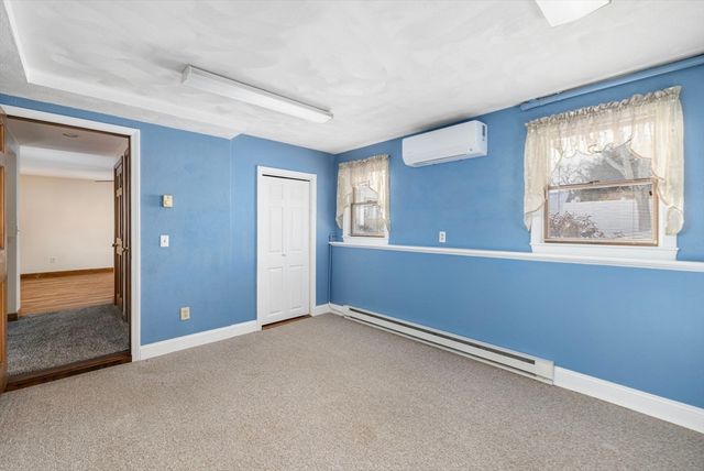 45 Obannon Pl, Swansea, MA 02777