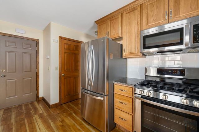 45 Obannon Pl, Swansea, MA 02777