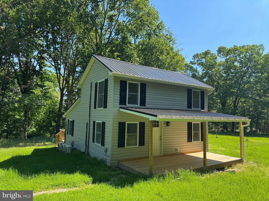 65 DILLOW LN, Harpers Ferry, WV 25425