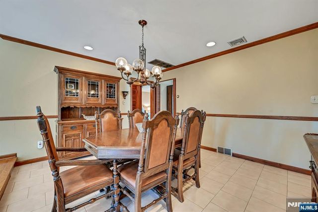 86 Willowbrook Court, Paramus, NJ 07652