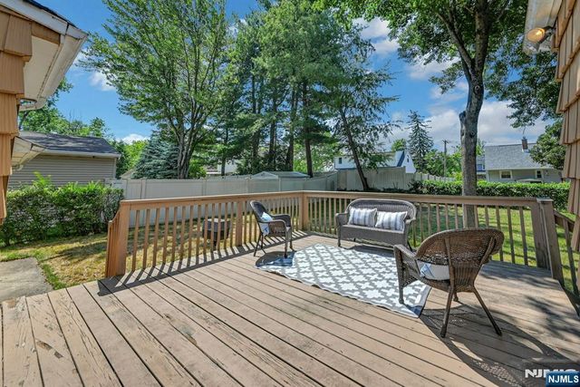 86 Willowbrook Court, Paramus, NJ 07652