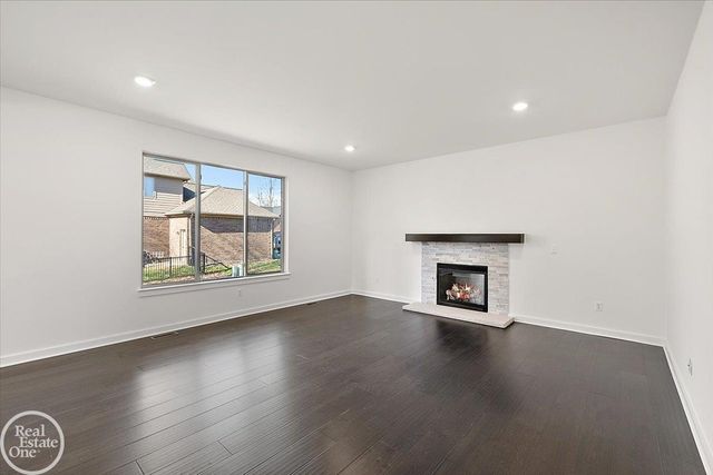 50529 Summit View Drive, Macomb Twp, MI 48044