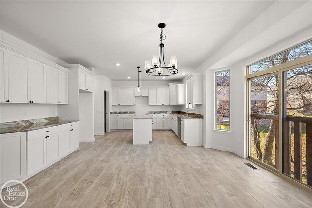 50529 Summit View Drive, Macomb Twp, MI 48044