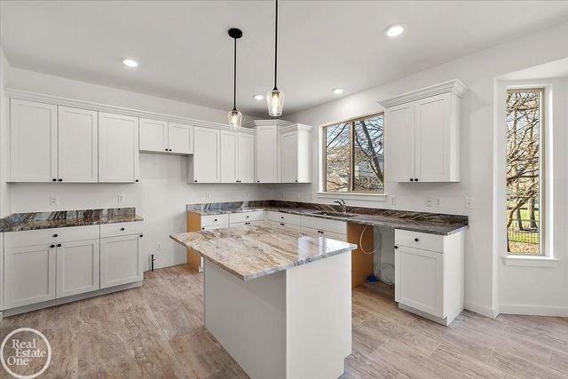 50529 Summit View Drive, Macomb Twp, MI 48044