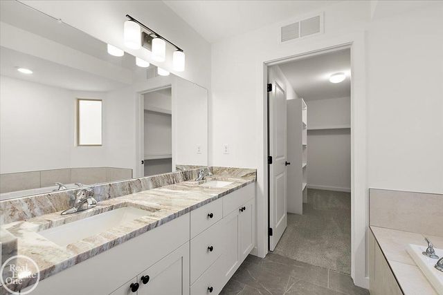 50529 Summit View Drive, Macomb Twp, MI 48044