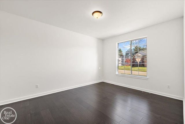 50529 Summit View Drive, Macomb Twp, MI 48044