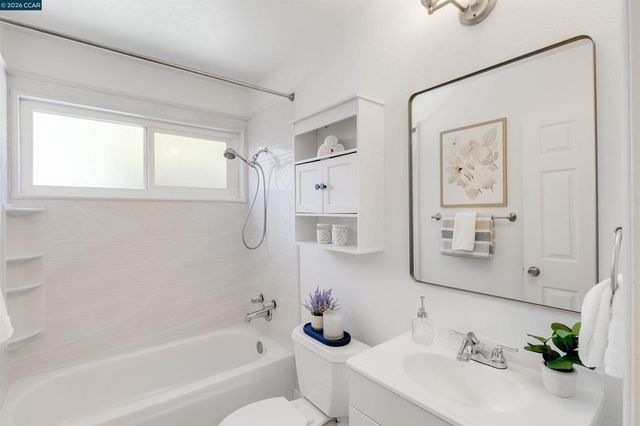 1593 Mendocino Dr, Concord, CA 94521