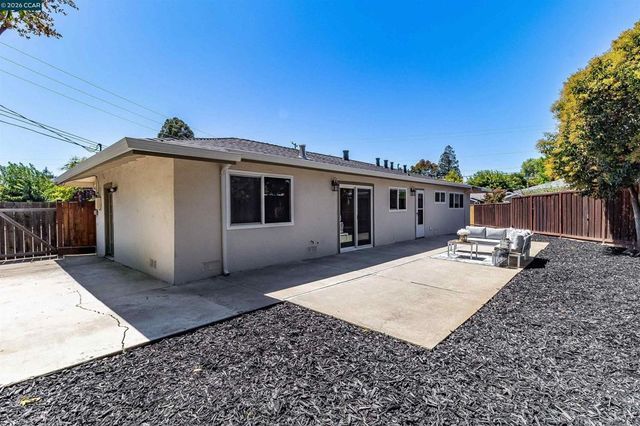 1593 Mendocino Dr, Concord, CA 94521