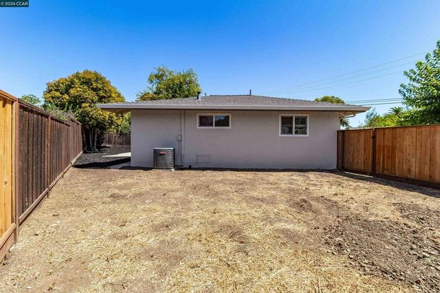 1593 Mendocino Dr, Concord, CA 94521