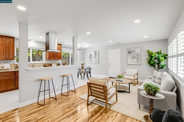 1593 Mendocino Dr, Concord, CA 94521