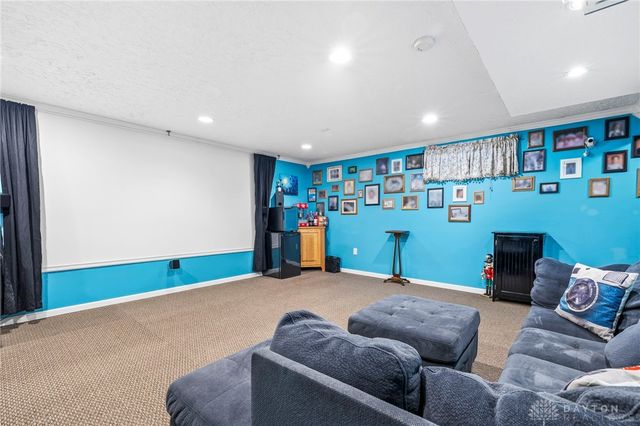 8737 Appleridge Court, Franklin, OH 45005