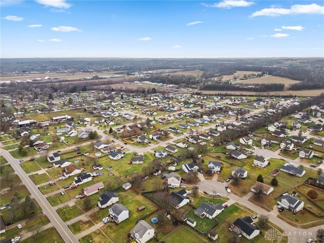 8737 Appleridge Court, Franklin, OH 45005