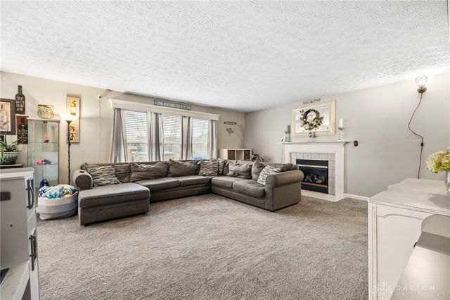 8737 Appleridge Court, Franklin, OH 45005