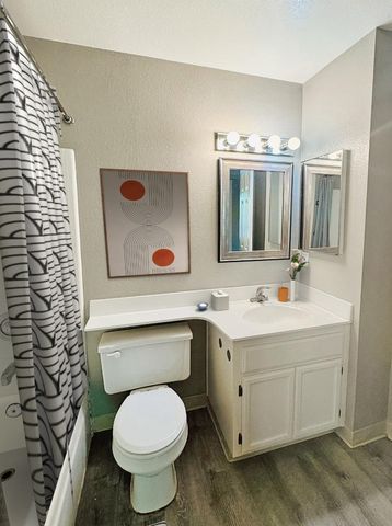 1068 Summershore Court, San Jose, CA 95122