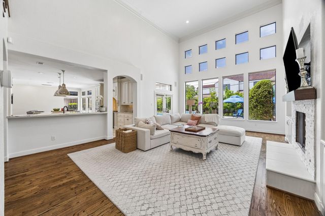 7827 Brykerwoods Drive, Houston, TX 77055
