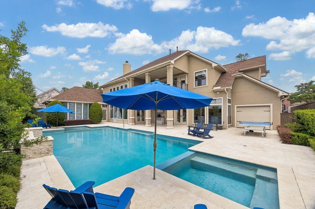 7827 Brykerwoods Drive, Houston, TX 77055