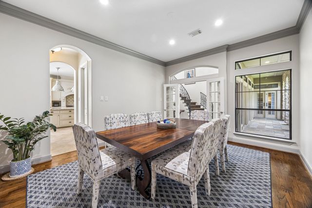 7827 Brykerwoods Drive, Houston, TX 77055