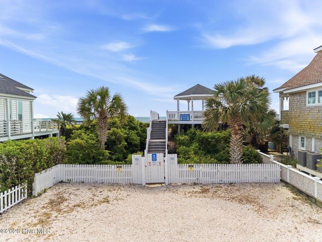 110 Seaward Court, Kure Beach, NC 28449