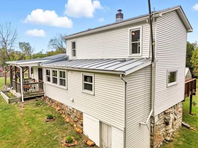 1855 E LEE HWY, New Market, VA 22844