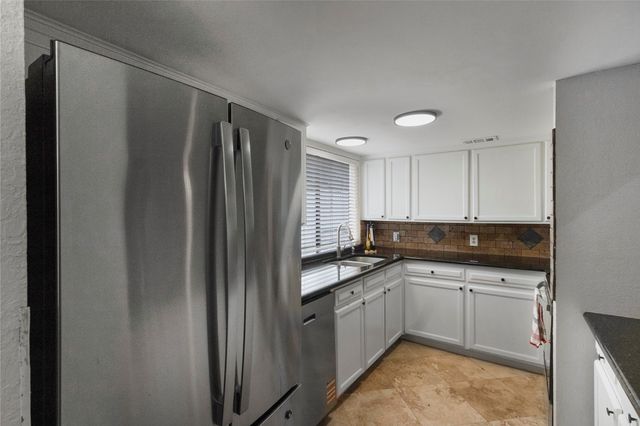4927 Stage Line Drive, Arlington, TX 76017